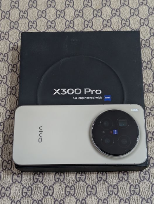Vivo X300 Pro 512 gb Ram 16 5G