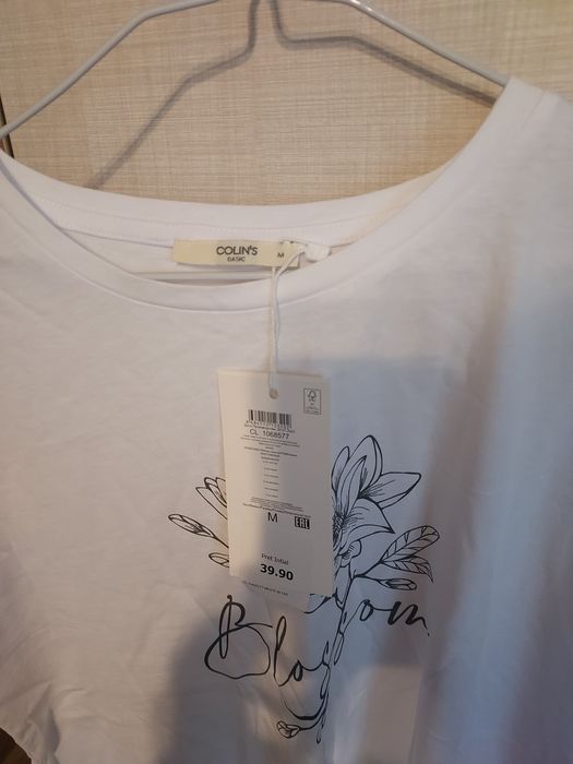Tricou alb damă cu etichetă