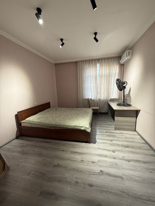 2.5 sotix ucastka Yunsobod 17kv