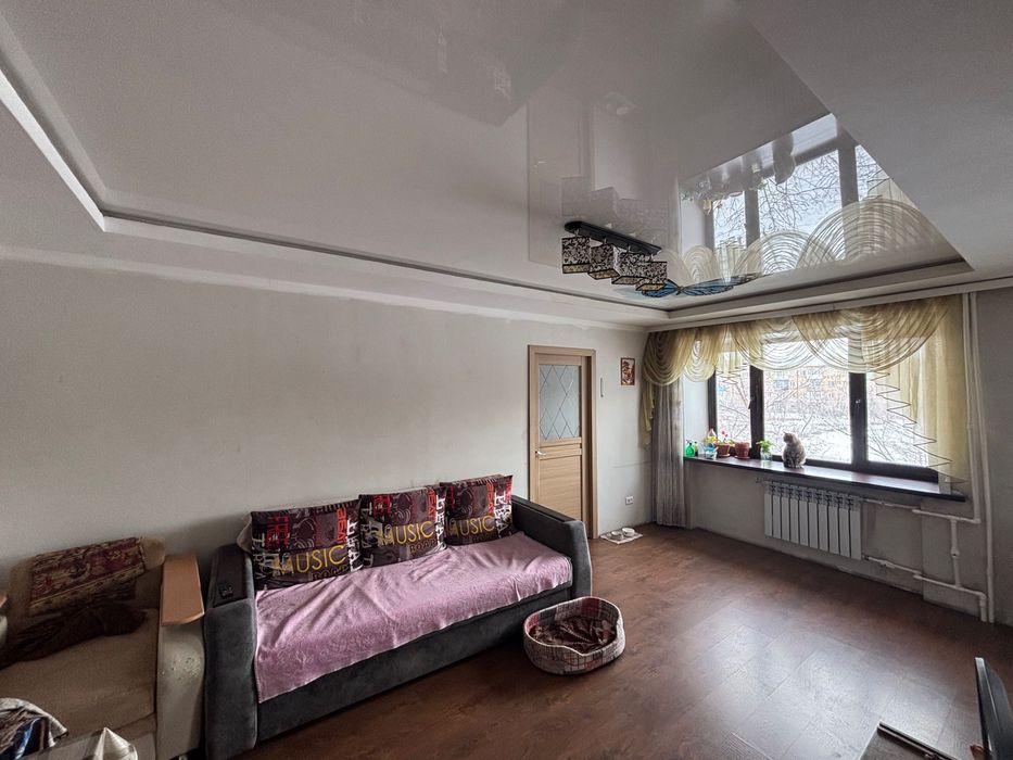 Продается 2-х комнатная квартира