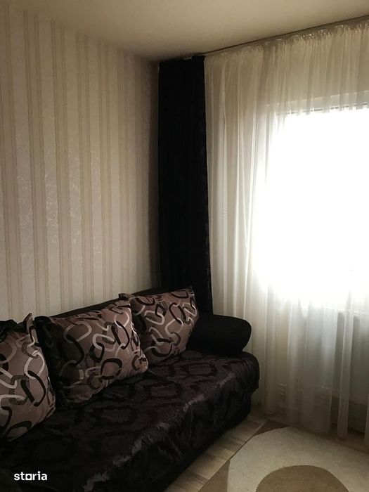 Inchiriez apartament 3 camere - cartier Manastur - Cluj