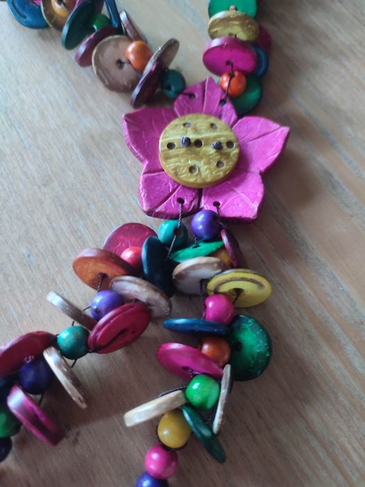 Колекция от накити, гердани, гривни и бижута