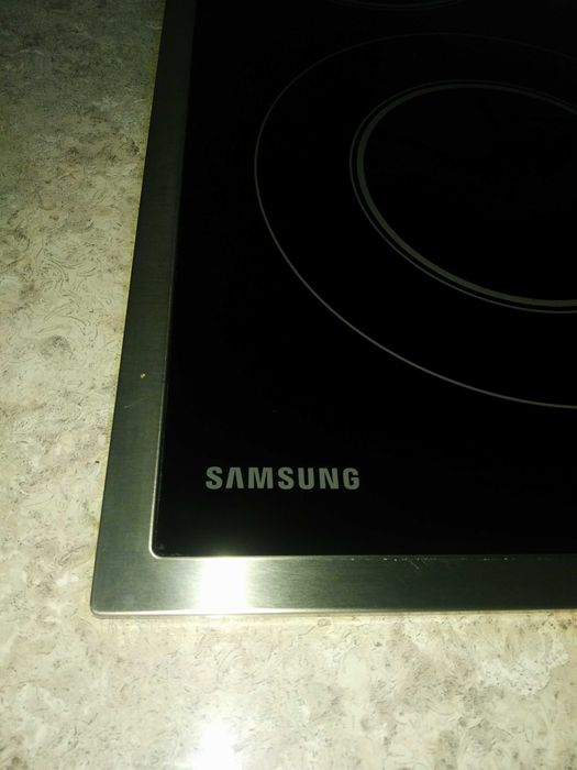 Варочная поверхность Samsung