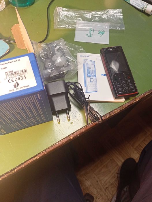 Лот от телефони Нокия  x2 x3 Самсунг b2100