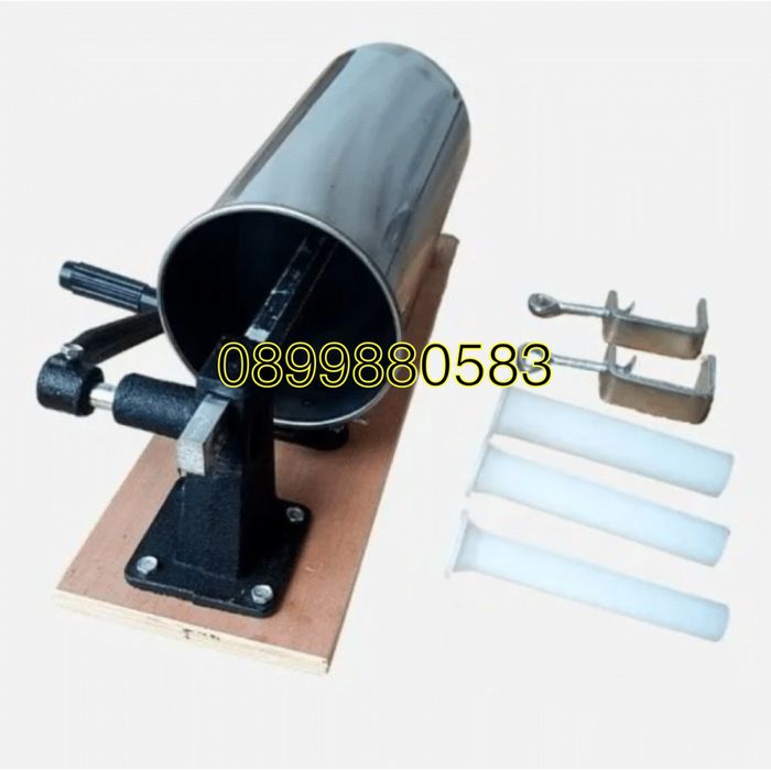 Пълначка за наденички и колбаси 4 литра с дървен плот