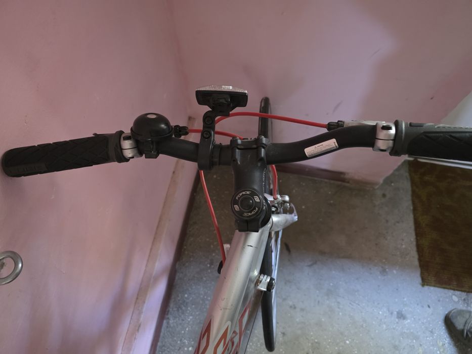 Vând bicicletă trecking Altrix Whirlwind Basic