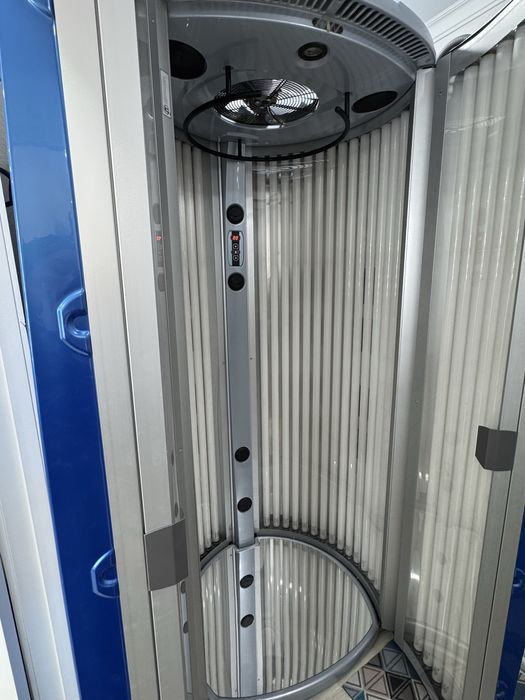 Продам вертикальный солярий