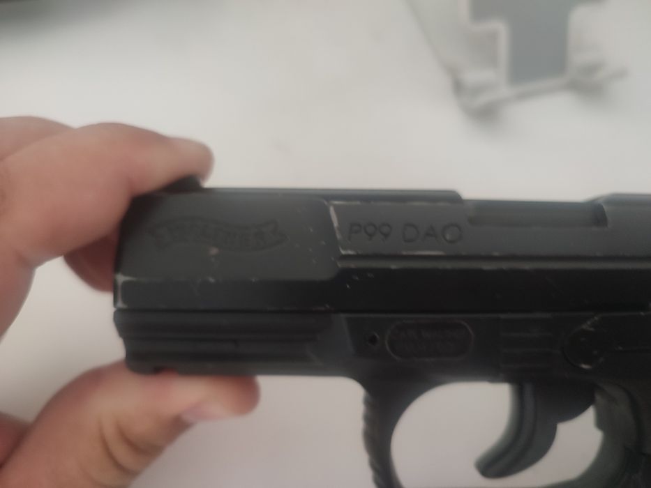 Pistol airsoft co2