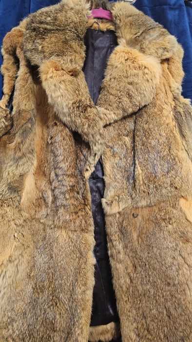 Vestă din blană naturală de iepure – elegantă, stare foarte bună
