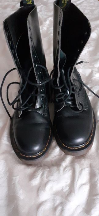 Ghete Dr. Martens