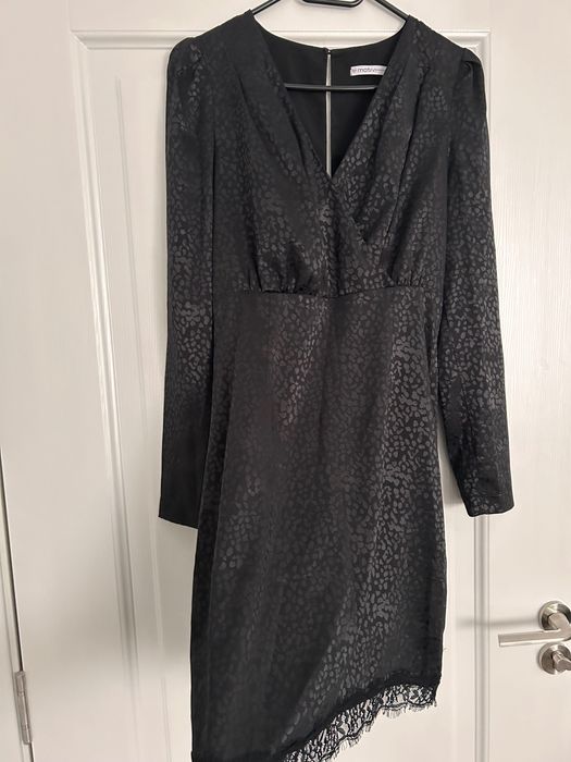 Rochie scurtă neagră