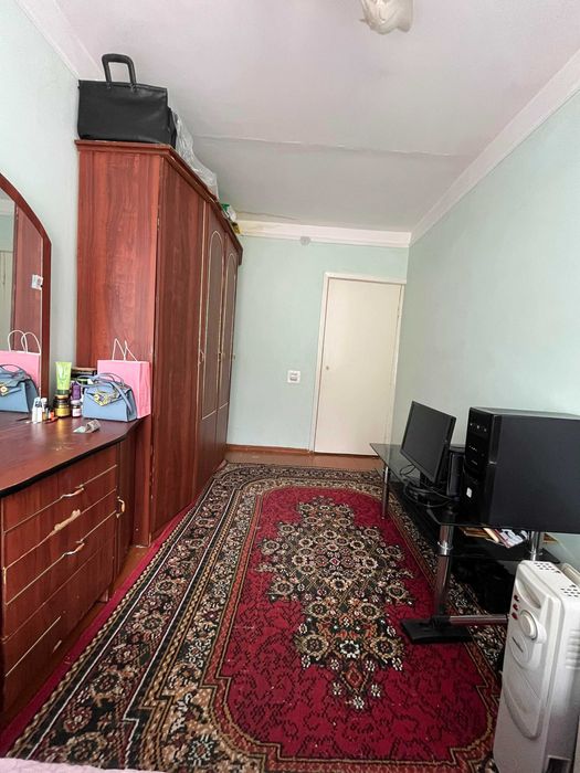 2 xonali uy soltiladi chorvoqda 4 etaj