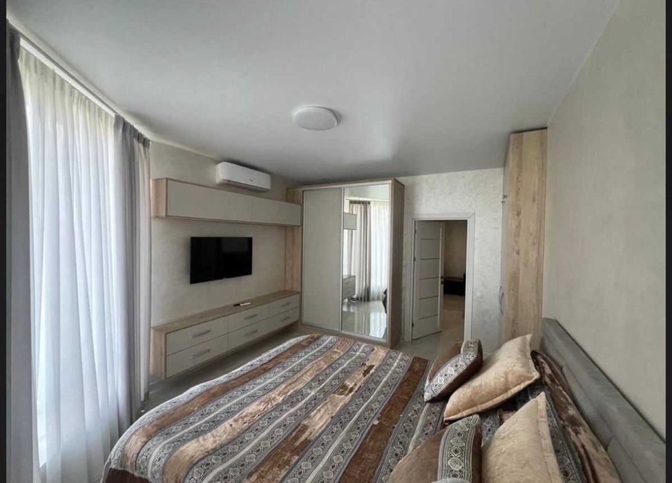 Дава се под наем Двустаен апартамент в София, Гео Милев - 75 кв.м за 375 € - Снимка #1