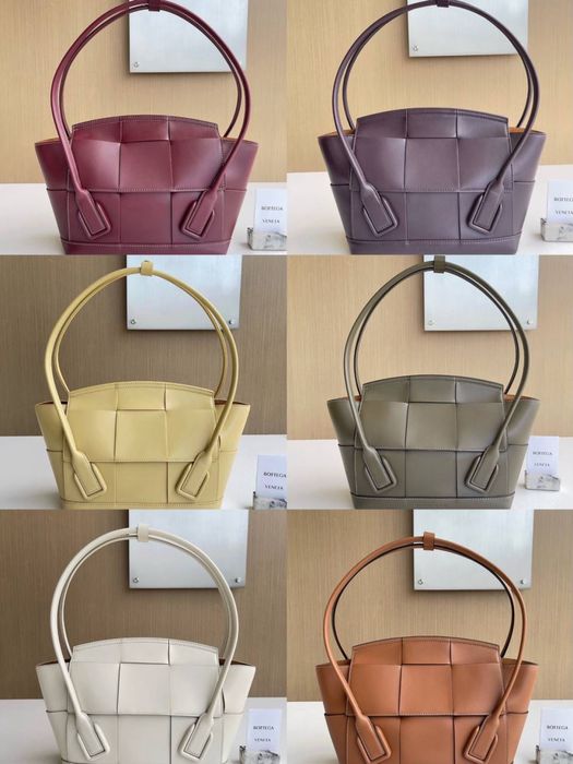Geanta Bottega Veneta Arco