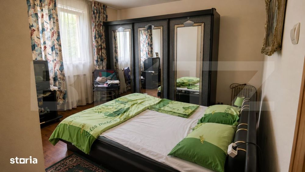 Casa spatioasa P+1+M cu anexa si 2 garaje,  - zona Valea Budacului –