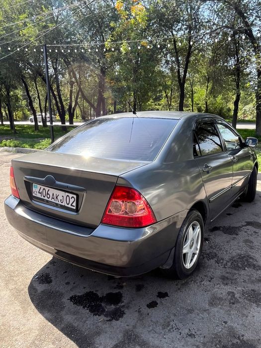 Toyota corolla 2004 года