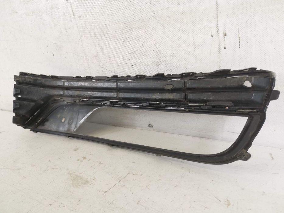 Grila Proiector Stanga Volkswagen VW  Passat B7 2010 2011 2012 2013 20