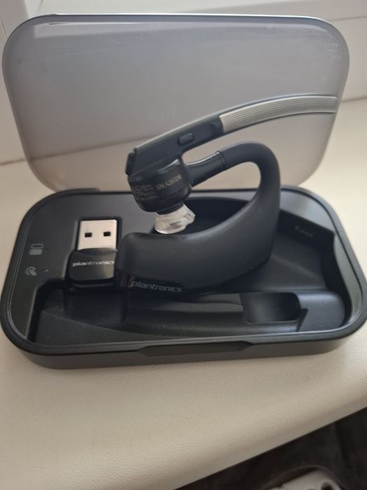 Plantronics Voyager Legend + Incarcator portabil•Caller ID• bat. 7 ore