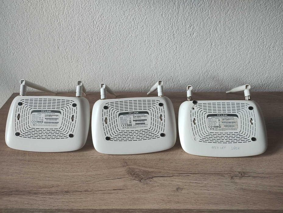 3 броя рутери TP-link TL-WR842ND