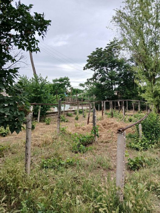 Srochni uy sotiladi kelishamiza