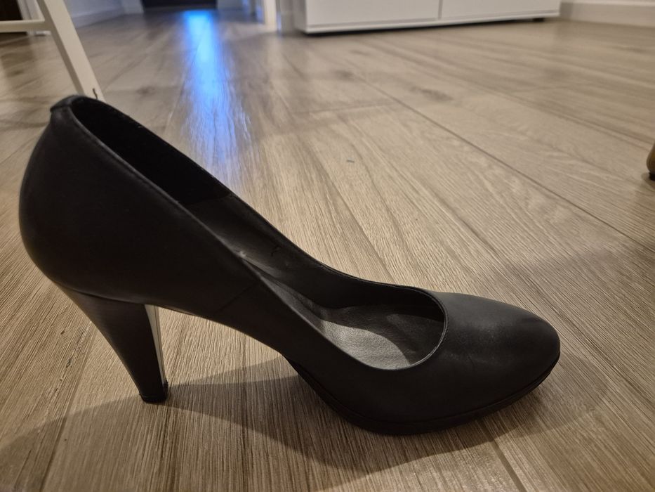 Pantofi piele Tamaris negri impecabili mărime 39