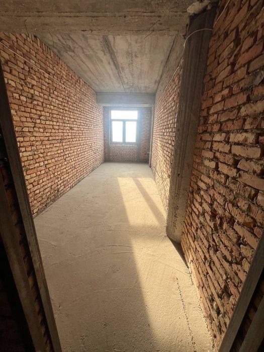 Зудлик  билан  сотилади