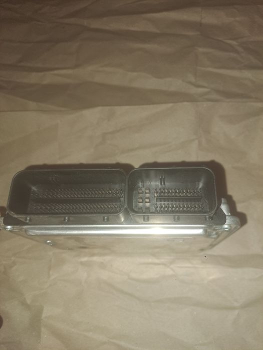 Calculator Motor ECU BMW DDE 8570934 / Bosch 0281019207