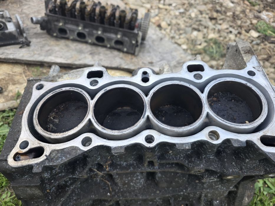 Vând motor Honda civic ej9/ek3/eg