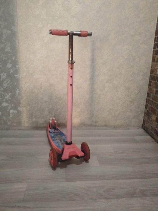 Продам детский самокат