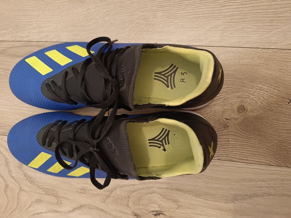 Adidas fotbal X Tango