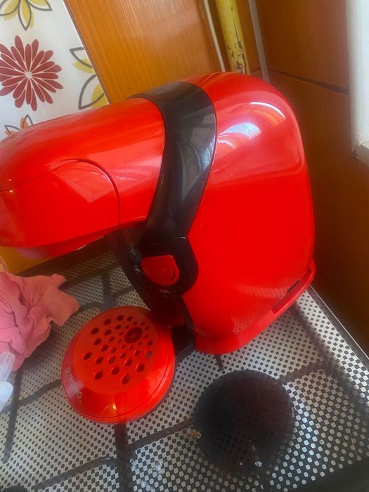 Vând expresor cafea tassimo