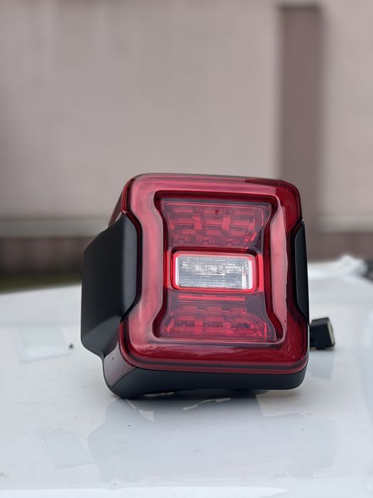 Части за Jeep Wrangler JL 2018-2025, решетка, стоп, мигач, барче и др.