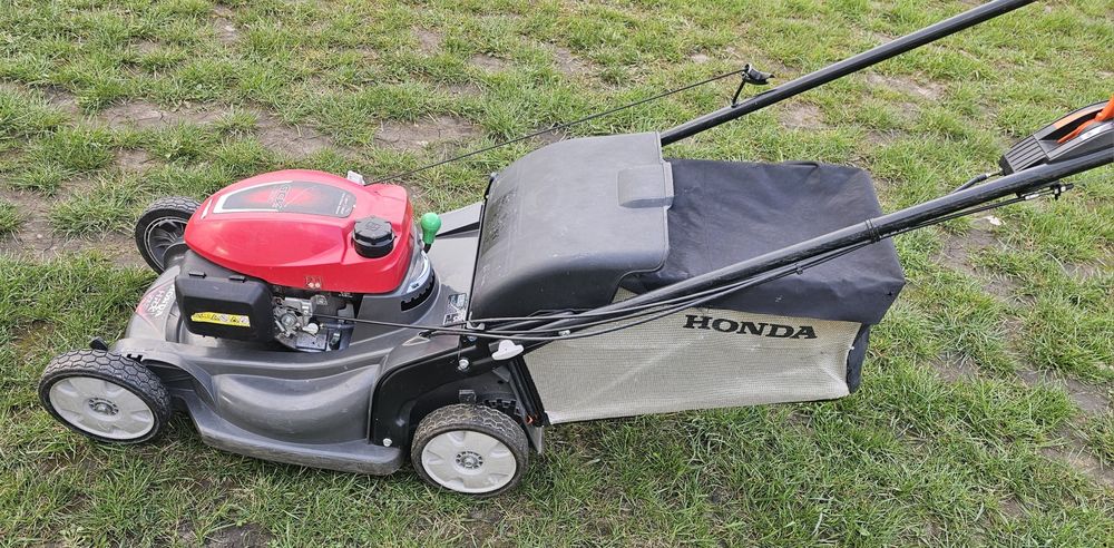 Mașina de tuns iarba / gazon Honda HRX 537, Modelul nou