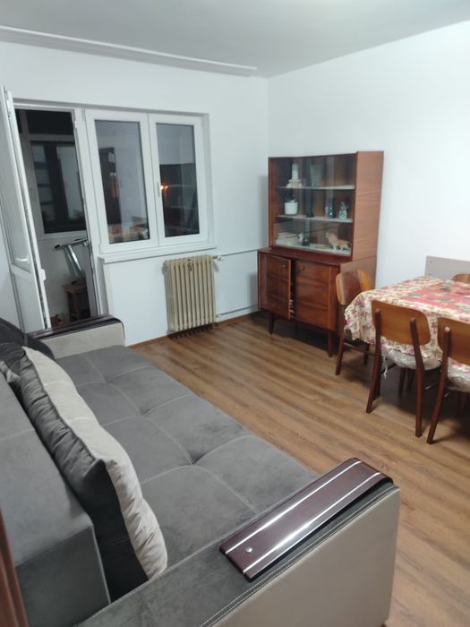 Apartament 3 camere-Ploiest Nord