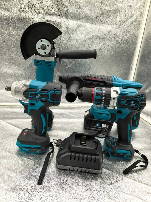 Set scule electrice 88V cu acumulator 4 piese 799 lei