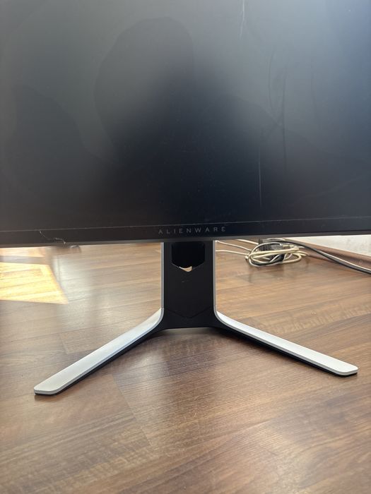 monitor alienware 27 inch cu display ul spart