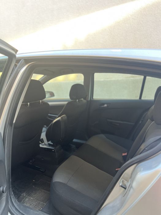 Opel astra H 2005