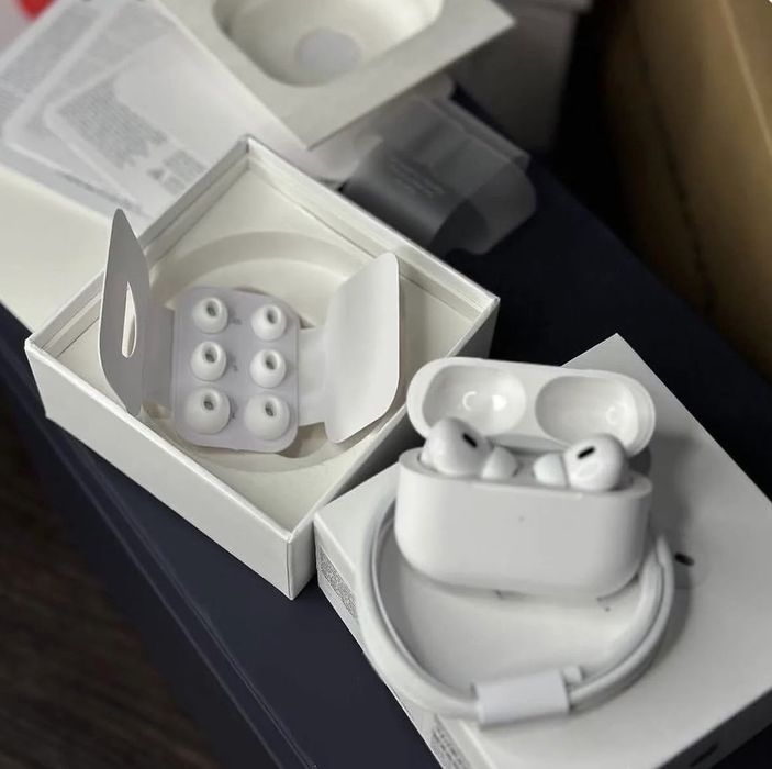 AirPods Pro 3 / Pro 2