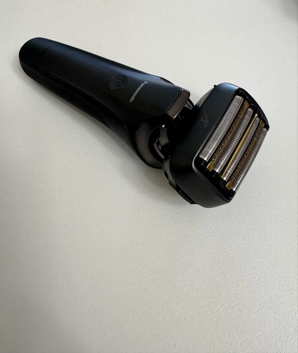 Vand aparat de ras/barbierit Panasonic ES-LV6A seria 900+