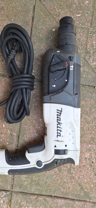 Перфоратори Макита Makita HR2470