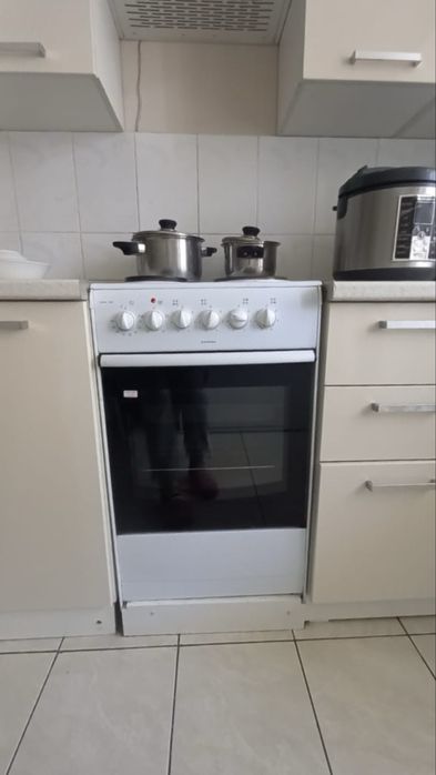 Продам плиту электрическую