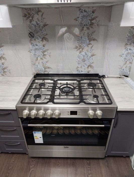 Газовая плита ariston