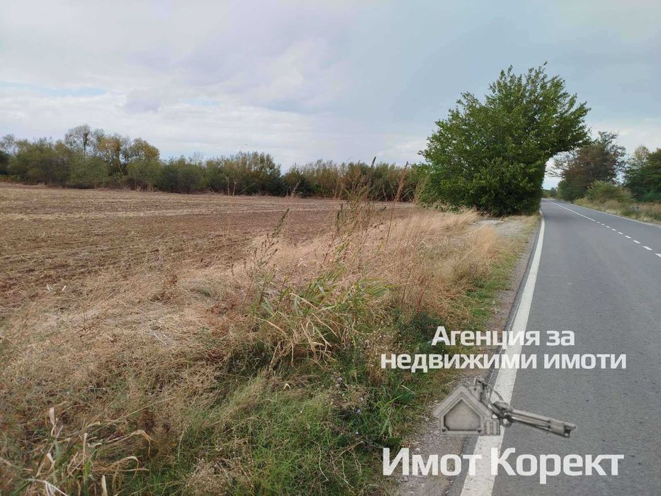 Продава се Земеделски имот в с. Моминско, Област Пловдив -  кв.м за 4 €/дка - Снимка #1