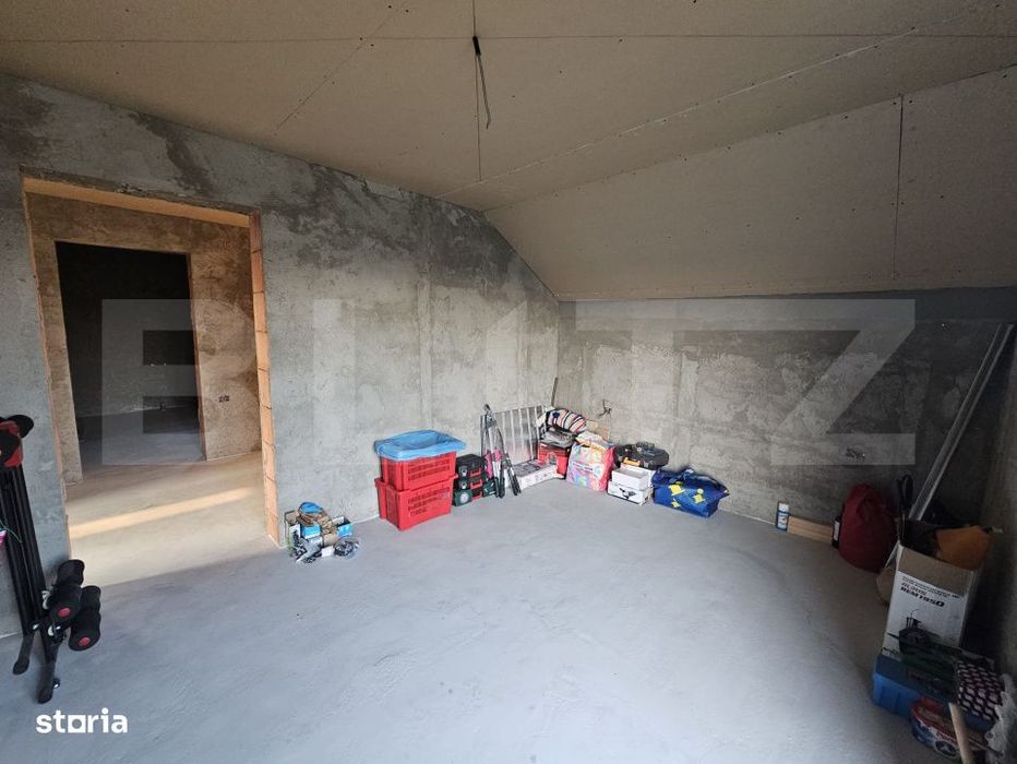 Casa la rosu, P+M, 120 mpu, teren 800 mp, zona Simnicu de sus