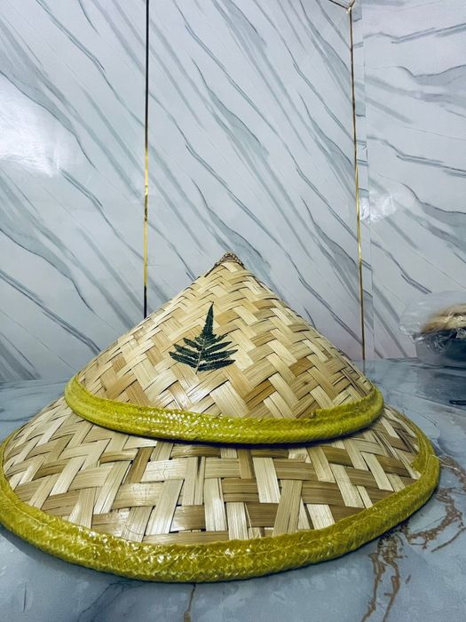 Хорошая.   шляпа