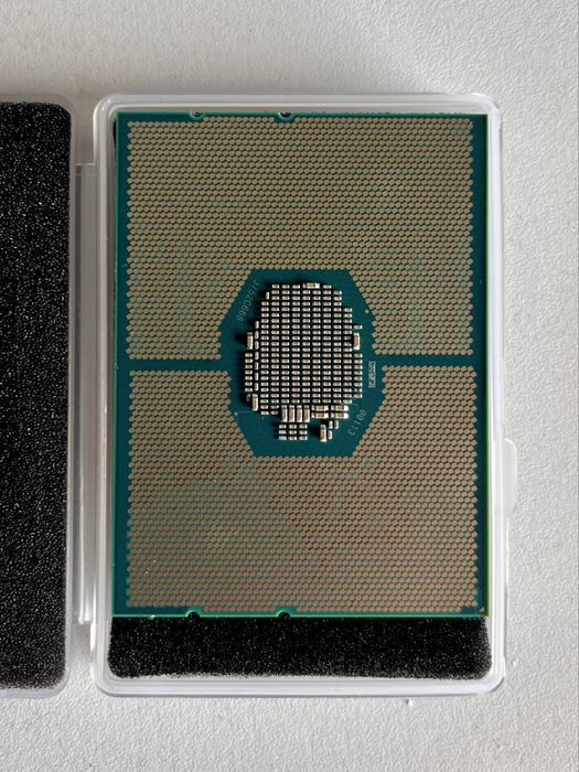 Продам процессор Intel Xeon Silver 4112