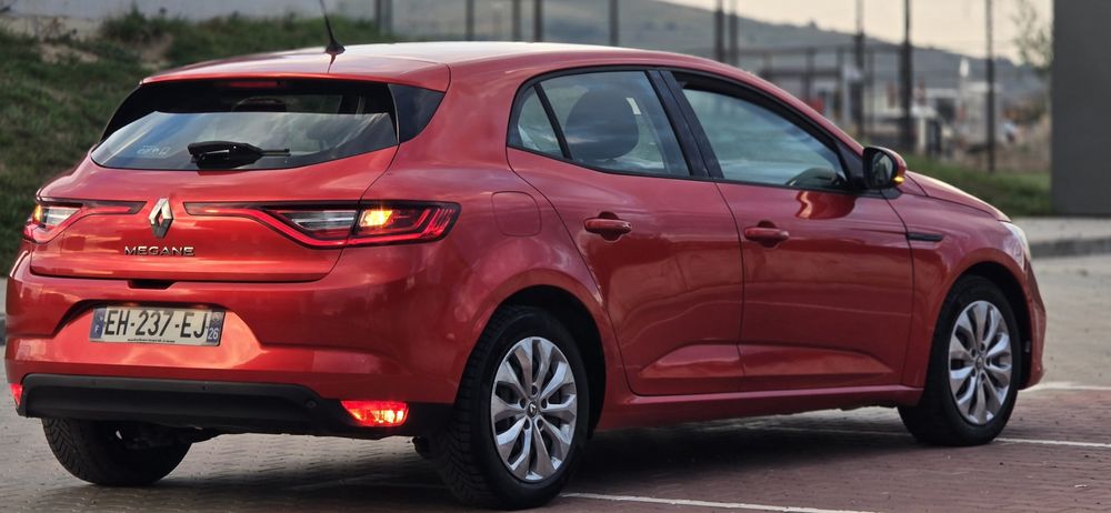 RENAULT Megane 2017 — imagine 4