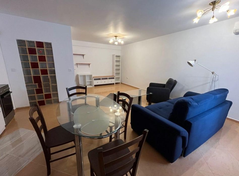 Дава се под наем Тристаен апартамент в София, Стрелбище - 120 кв.м за 775 € - Снимка #1