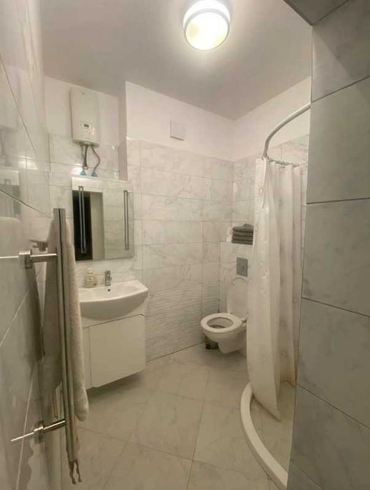 Продава се Тристаен апартамент в София, Център - 71 кв.м за 3592 €/кв.м - Снимка #3