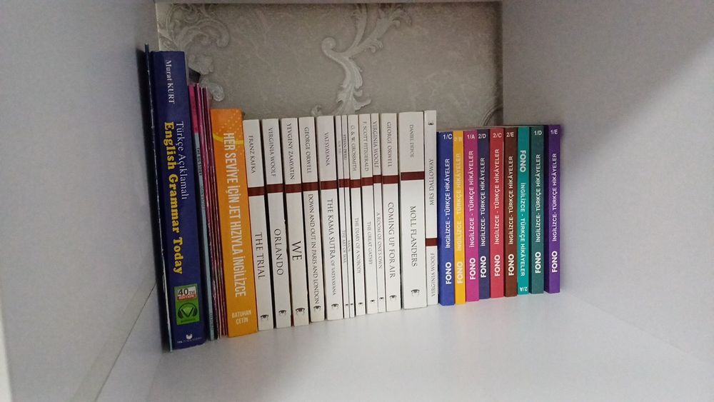 Ingiliz va Turk tili kitoblar